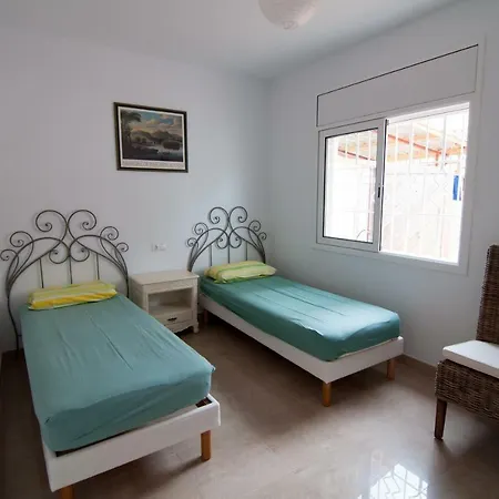 Holiday home Casa 3 Dorm A Pie Del Mar Con Su Jardin Y Parking *
