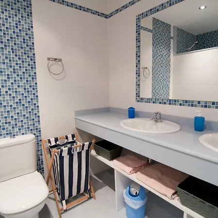 Casa 3 Dorm A Pie Del Mar Con Su Jardin Y Parking *